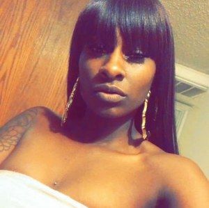 Meet your Posher, Ebony